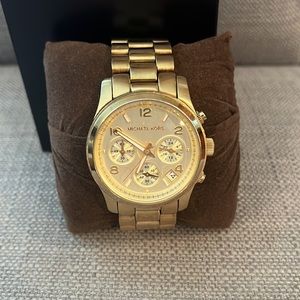 Michael Kors Women's MK5055 - Runway Chronograph